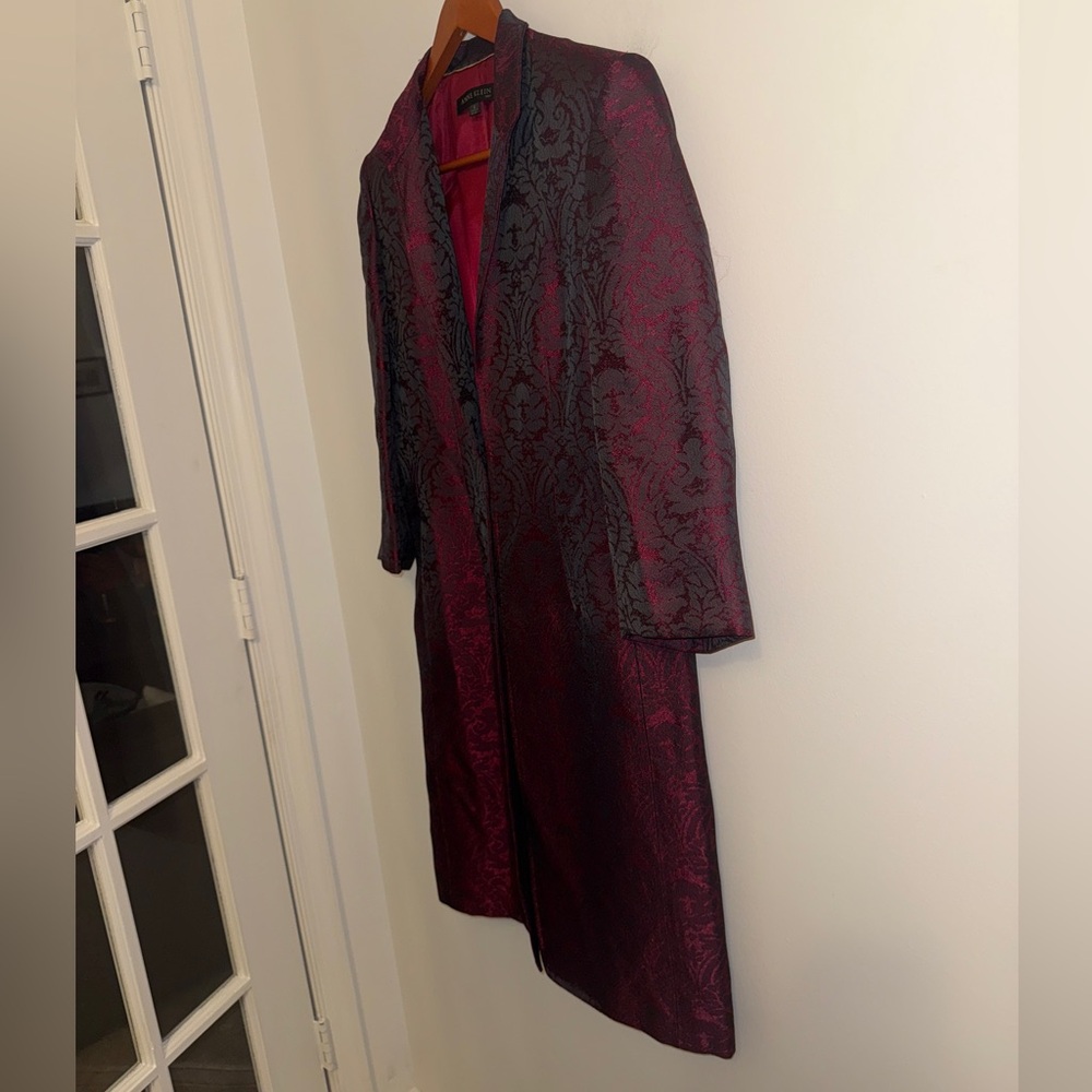 Anne Klein Burgundy & Black Jacquard Brocade Coat – Size 6 - Picture 7 of 15